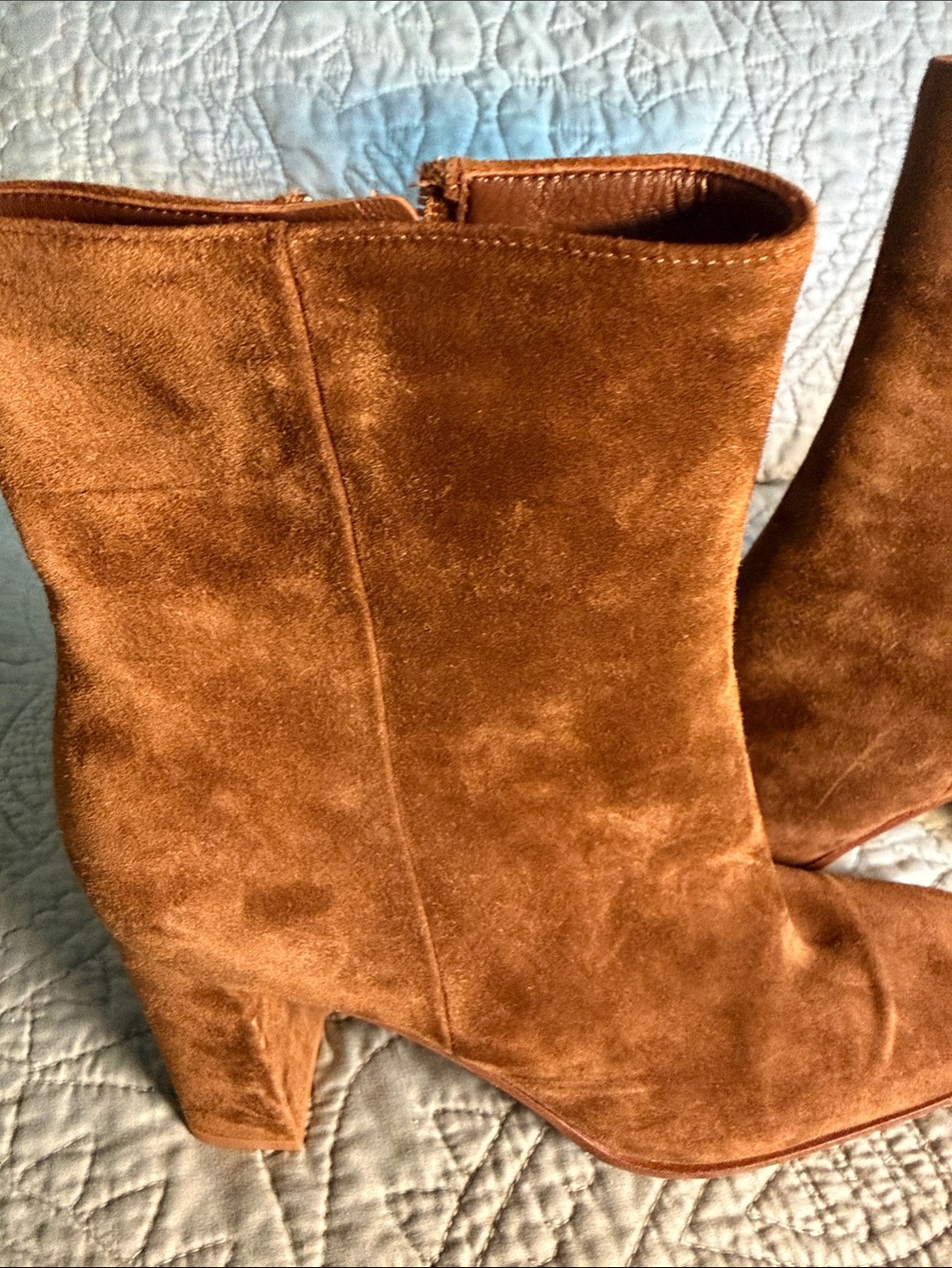 Gianvito Rossi Chestnut Suede Block Heel Ankle Boots - Picture 6 of 7